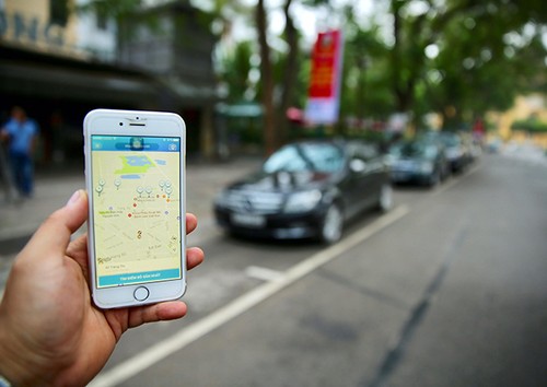  河内正式推出手机自动找车位和停车费结算服务 - ảnh 1